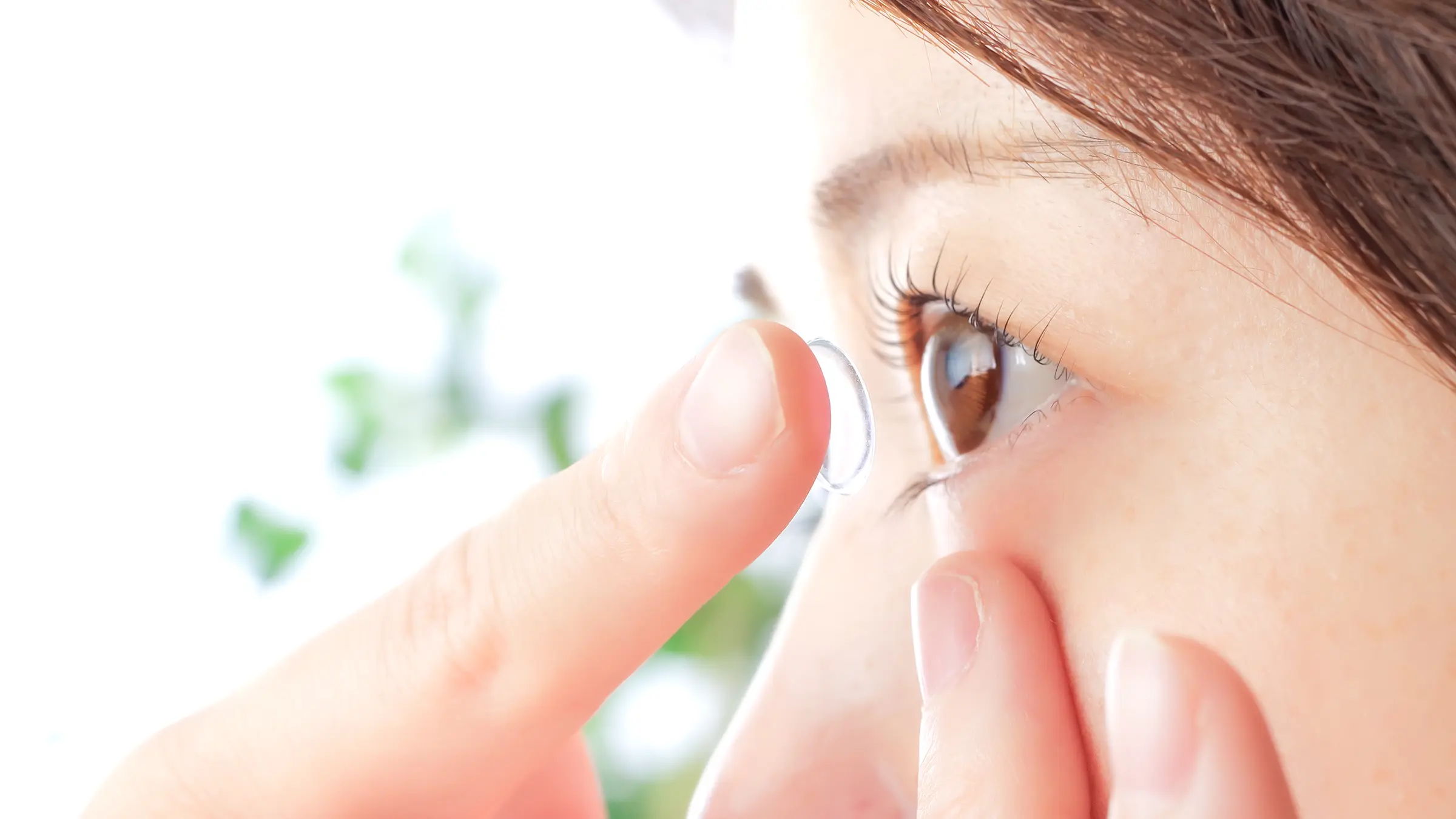 コンタクトレンズのイメージ写真