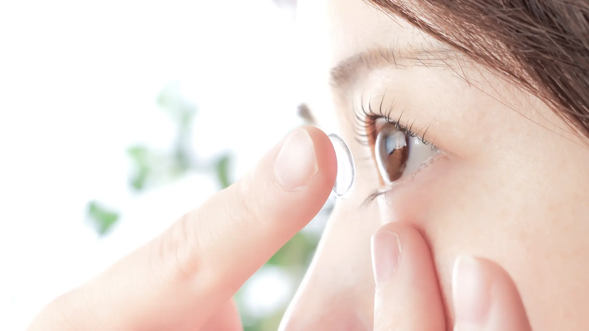 コンタクトレンズのイメージ写真